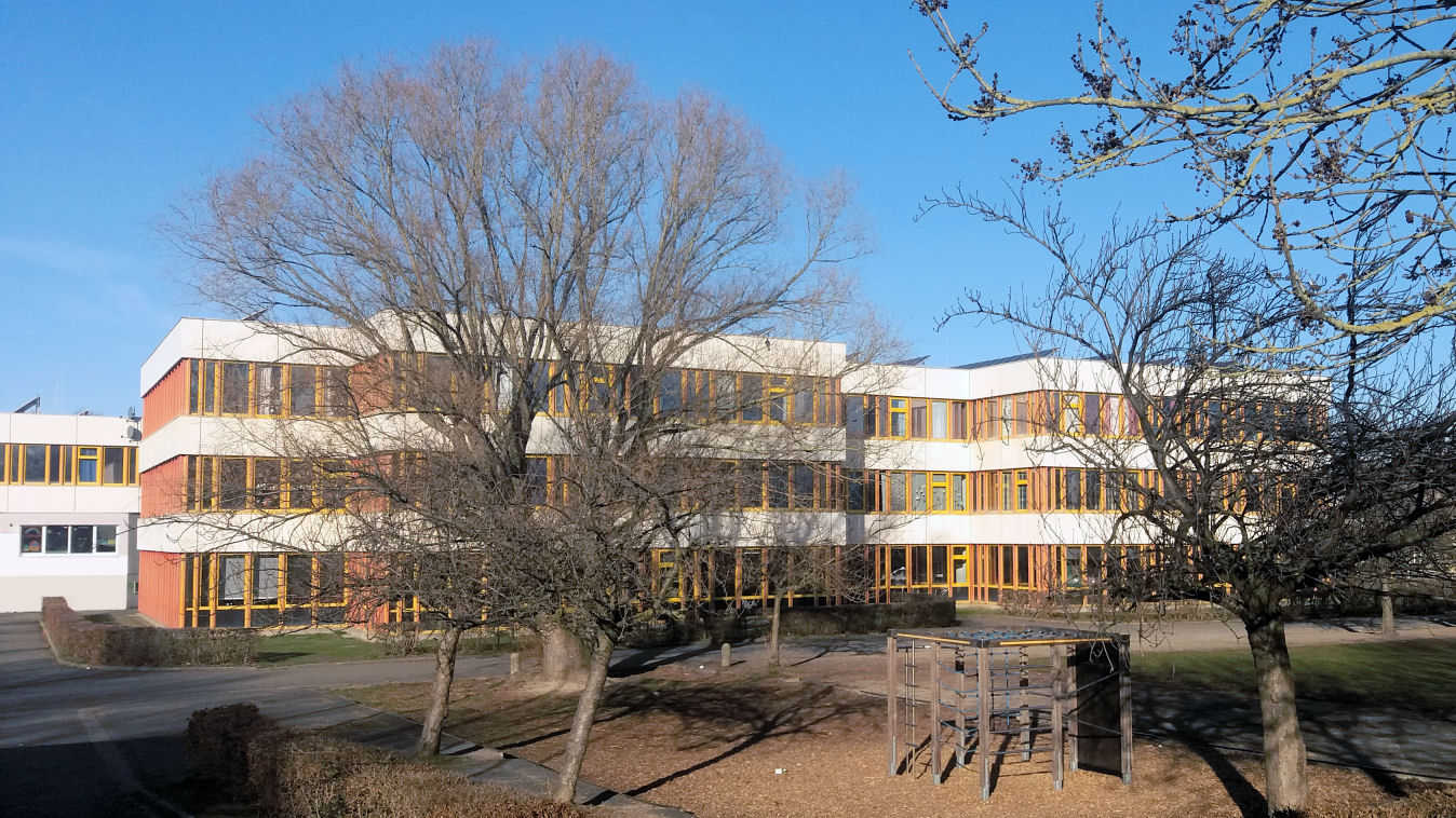 Kontaktmöglichkeiten